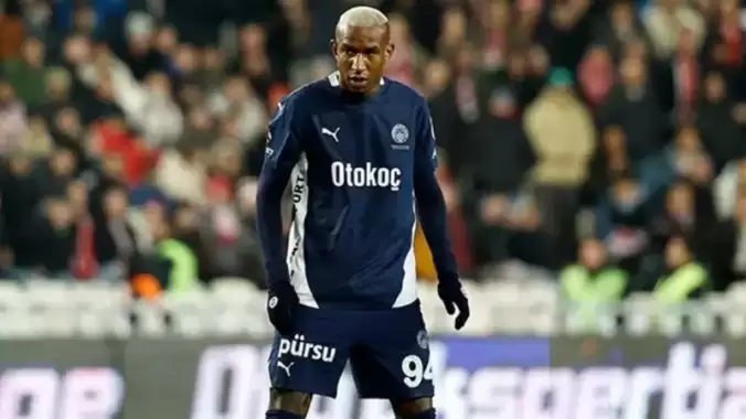 Talisca, Fenerbahçe’yi sırtlıyor! Tribünlerden başkan Saran’a dev tezahürat