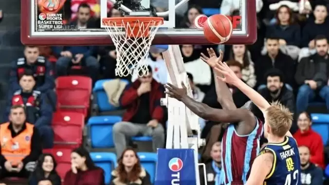 Trabzonspor'dan Fenerbahçe Beko'ya 26 sayı fark