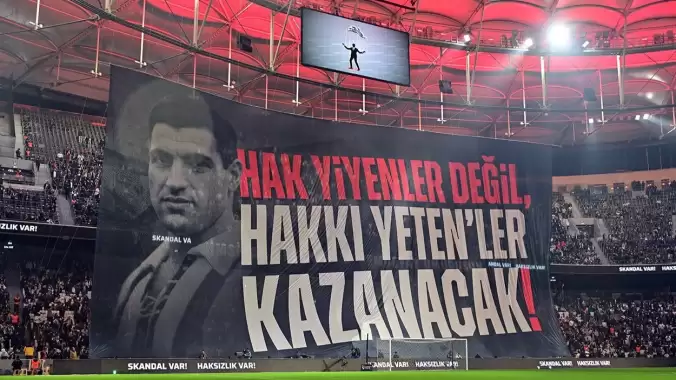 Beşiktaş'tan koreografili tepki! Kukla göndermesi...