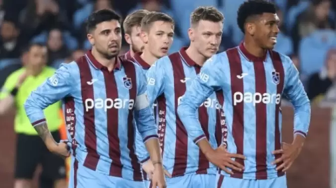 Trabzonspor'da ayrılık sesleri! Yıldız oyuncunun menajeri Türkiye'ye geliyor