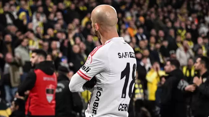 Cerny derbide fişi çekti!