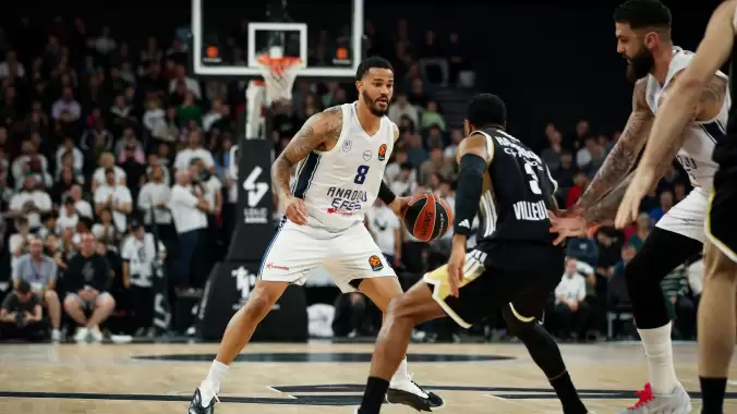 Anadolu Efes uzatmada yıkıldı!