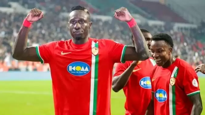 Amed Sportif liderliği bırakmadı: Iğdır FK'yı 3 golle geçti