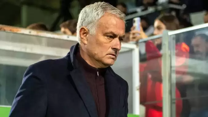 Mourinho'nun Benfica'sı ağır yaralı! Daha 2026'ya girmeden şampiyonluğun uzağında kaldılar