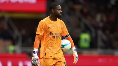 Milan Maignan için masaya oturuyor! Karar aşaması yaklaştı