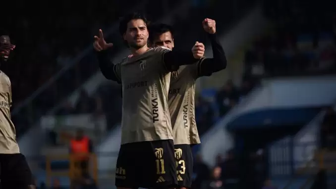 Amedspor yine Kocaelispor'un kapısında! 2 futbolcu birden...