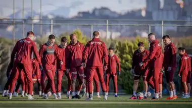 Trabzonspor'da hedef 2026'da büyük maç şanssızlığını kırmak! İşte son 2 yıldaki derbi sonuçları