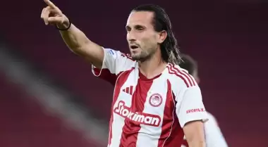 Yusuf Yazıcı 110'da oyuna girdi, golünü attı! Olympiakos, Süper Kupa şampiyonu