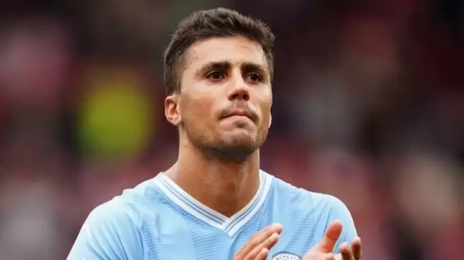 Real Madrid'de planlar altüst! Politika değişti, Rodri'ye yakın takip