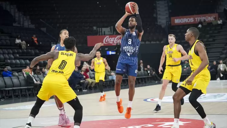 Anadolu Efes - Mersin Spor: 93 - 80 (Maç sonucu-yazılı özet)