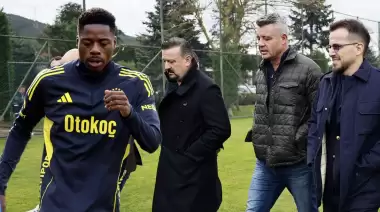 Fenerbahçe'de Athony Musaba ilk antrenmanına çıktı! Sadettin Saran detayı...