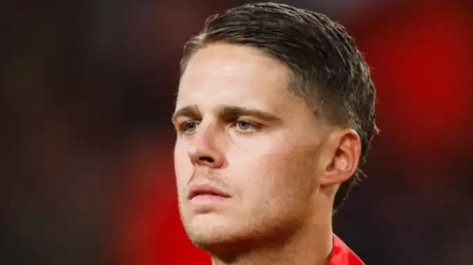 Joey Veerman, Fenerbahçe'ye transferinin neden iptal olduğunu açıkladı