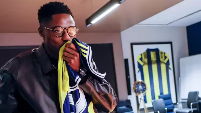 Fenerbahçe'nin yeni transferi Musaba: "Formam için mücadele etmeye hazırım"