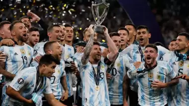 Arjantin’den radikal genç oyuncu kararı: İlk profesyonel imzayı yurtdışında atanlar genç milli takımlara çağrılmayacak