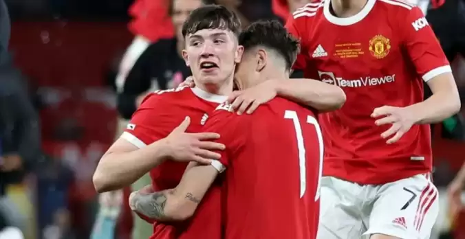 Duyurdular: Bugün Türkiye'ye geliyor! Manchester United'dan Süper Lig'e...