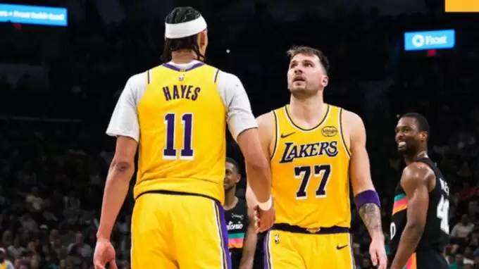 Luka Doncic'in "triple double"ı galibiyete yetmedi!