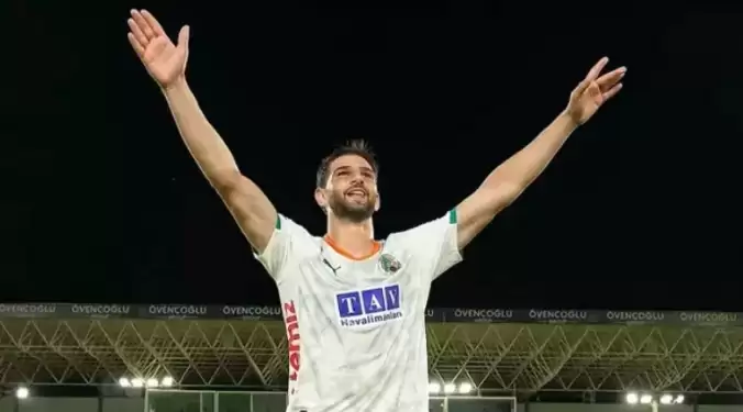 Trabzonspor'un Ümit Akdağ için Alanyaspor'a yaptığı teklif belli oldu