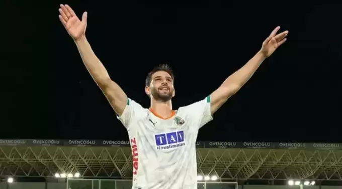 Trabzonspor'un Ümit Akdağ için Alanyaspor'a yaptığı teklif belli oldu