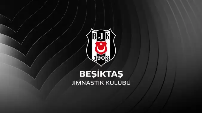 Beşiktaş'tan açıklama! Bir futbolcu kamptan ayrıldı