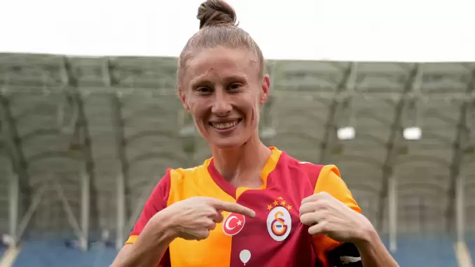 Ebru Topçu: ''Sarı kırmızı benim için hayalden de öte''