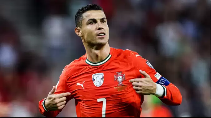 Cristiano Ronaldo, İngiliz devini satın alıyor iddiası!