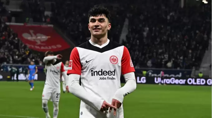 İZLE | Can Uzun, Borussia Dortmund ağlarını havalandırdı!