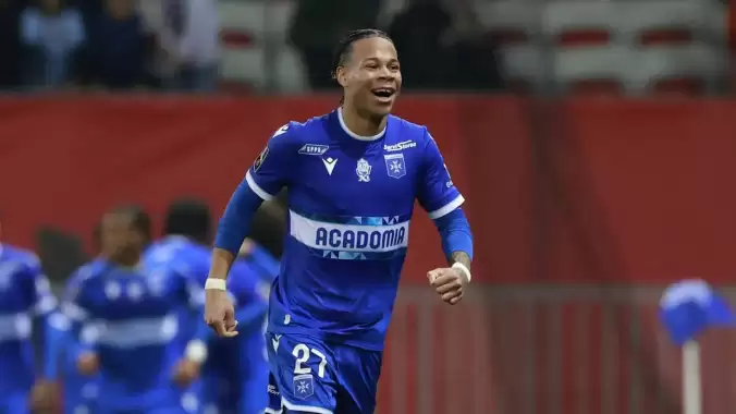 Transferde rota Fransa... Galatasaray'da orta sahaya genç isim!