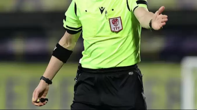 Galatasaray-Fenerbahçe maçının VAR hakemi belli oldu!