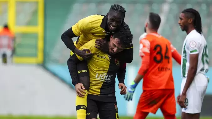 İstanbulspor 3 puanı 3 golle aldı