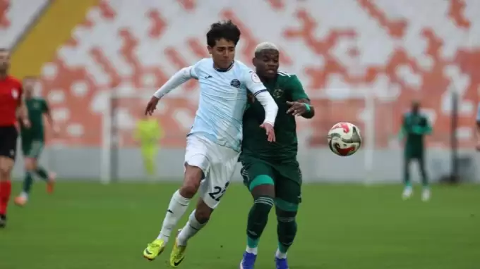 Esenler Erokspor, Adana Demirspor maçında farka gitti