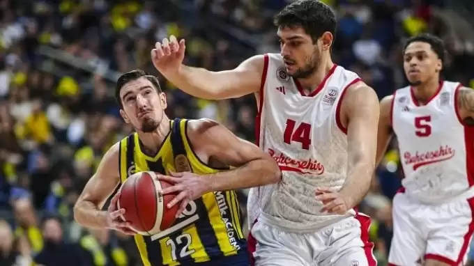 Fenerbahçe Beko, Bahçeşehir Koleji'ni farka boğdu