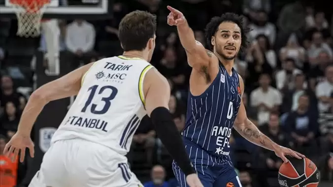 Anadolu Efes'te sakatlık şoku: 4 oyuncu forma giyemeyecek!