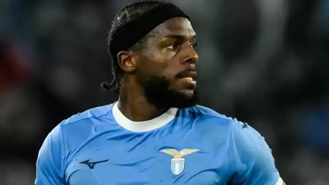 Kıran kırana pazarlık! Bavullarını topladı, Beşiktaş'a gelmeyi bekliyor