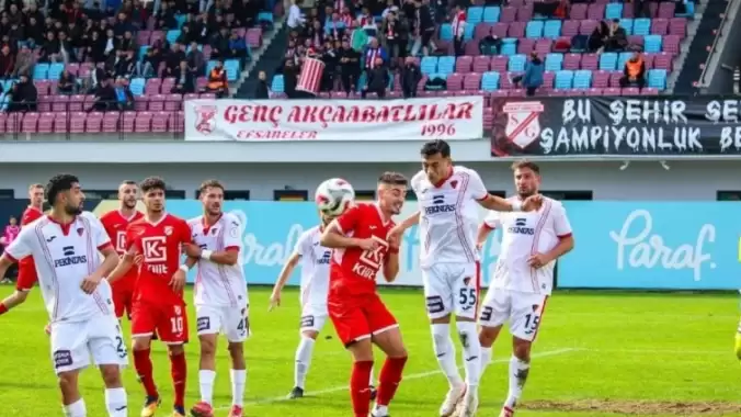 Düzcespor teknik direktörü Nedim Akbulut istifa ettiğini açıkladı