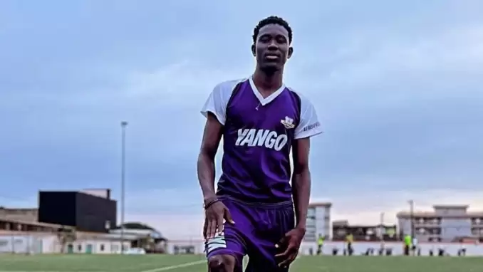 Göztepe, Fenerbahçe'nin denemeye aldığı genç ismi İzmir'e getirdi