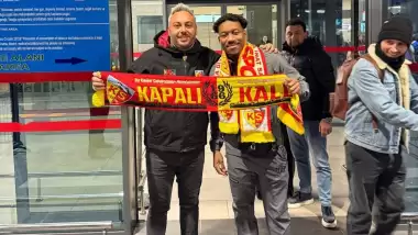 Kayserispor’un yeni transferi imza için geldi!
