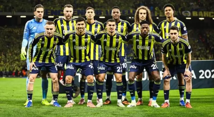 Fenerbahçe'ye kupa maçında sakatlık şoku! Yeni transfer oyuna devam edemedi