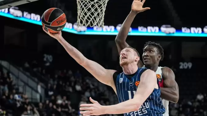 Anadolu Efes beklenen reaksiyonu veremiyor! Üst üste 6. yenilgi...