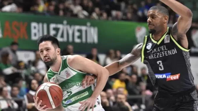 210 sayılık maçta gülen taraf Merkezefendi 