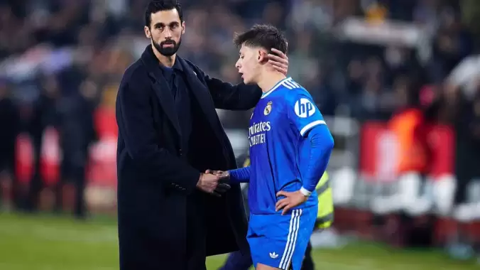 ESPN manşetten verdi: Alvaro Arbeloa ilk maçta güvendi, Premier Lig devi takipte