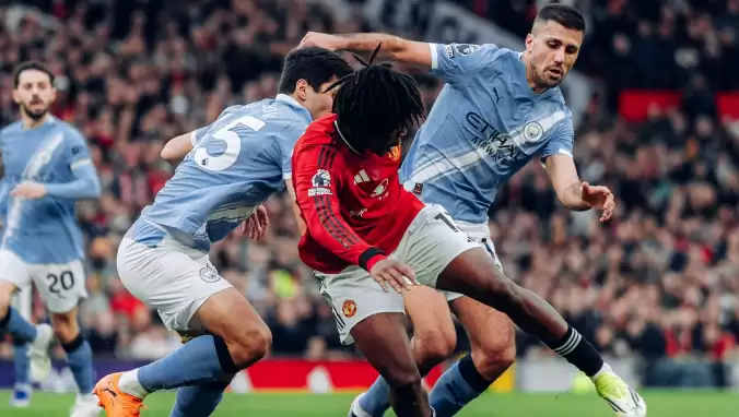 Manchester kırmızı mı, mavi mi belli oldu! Ruben Amorim sonrası ilk derbi...