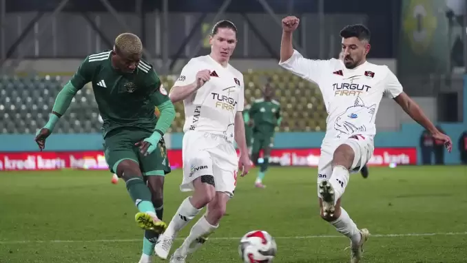 Esenler Erokspor - Vanspor FK maçından gol sesi çıkmadı