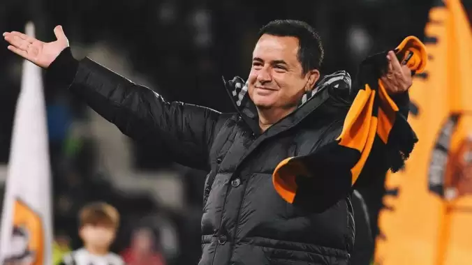 Acun Ilıcalı, MANU'dan transfer yapıyor!