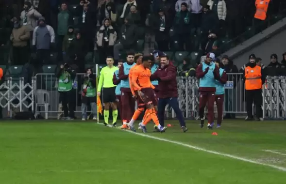 Muçi atıyor, Trabzonspor kazanıyor!