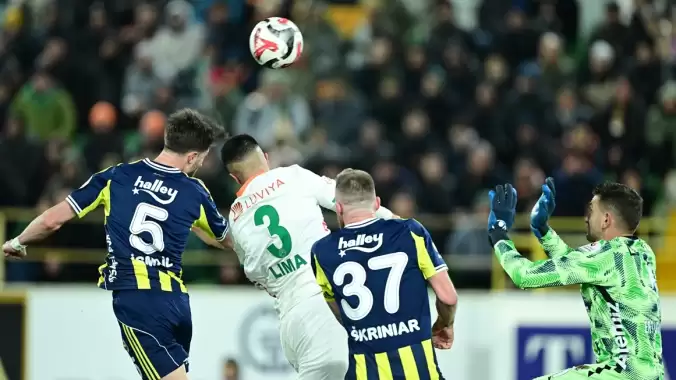 Kadıköy ruhu Alanya’da sahne aldı! Fenerbahçe 79’da yıktı geçti