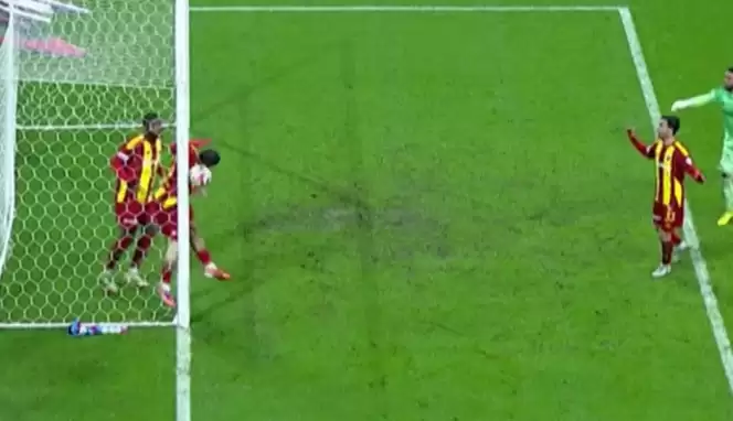 Trio'da Beşiktaş maçına damga vuran pozisyon değerlendirildi! Karar 2'ye 1...