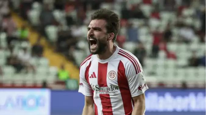 Ruslar'dan Antalyaspor'a transfer kancası! Dzhikiya'nın serbest kalma bedeli belli oldu