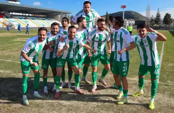 Muğlaspor savunmasıyla zirvede