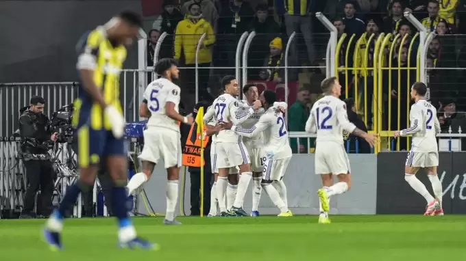 Fenerbahçe, Aston Villa'yı yıkamadı! Kadıköy'de puan gelmedi