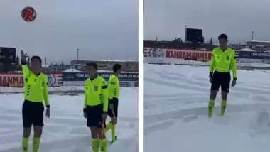 Maç için sahaya giden hakemler gördükleri manzara karşısında şoke oldu